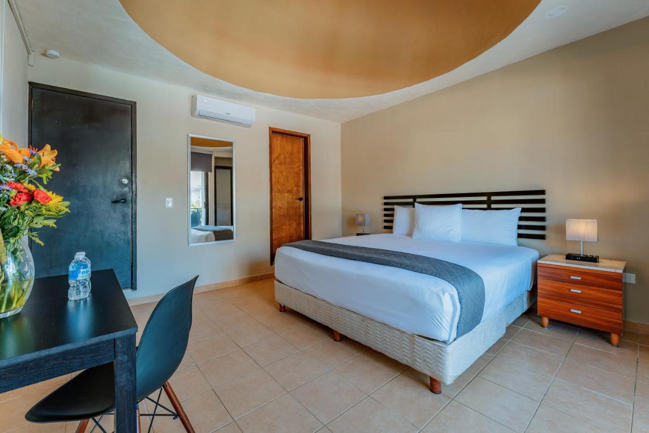 Hotel Brisas 5A Av, Плая-дель-Кармен Экстерьер фото