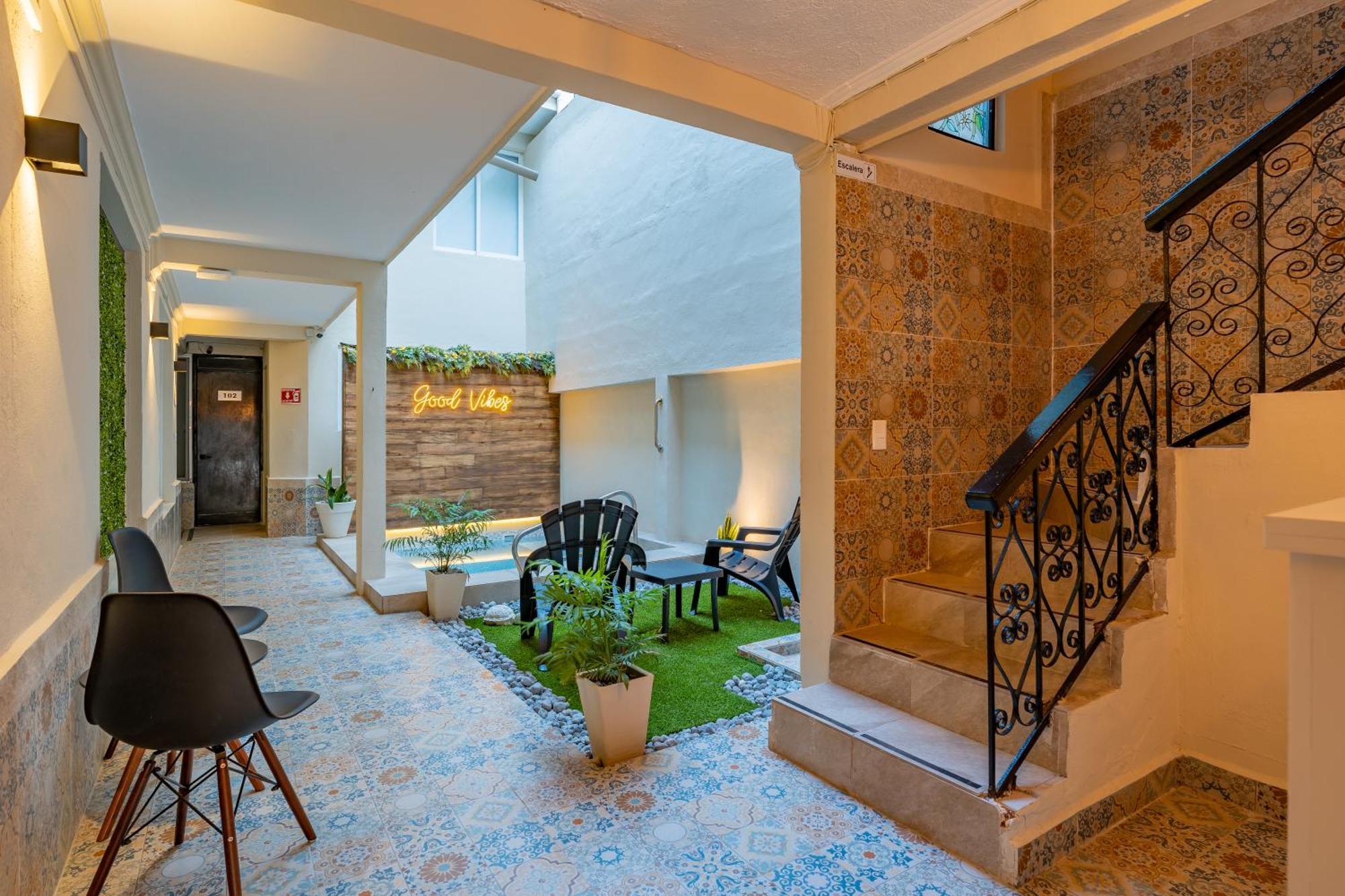 Hotel Brisas 5A Av, Плая-дель-Кармен Экстерьер фото